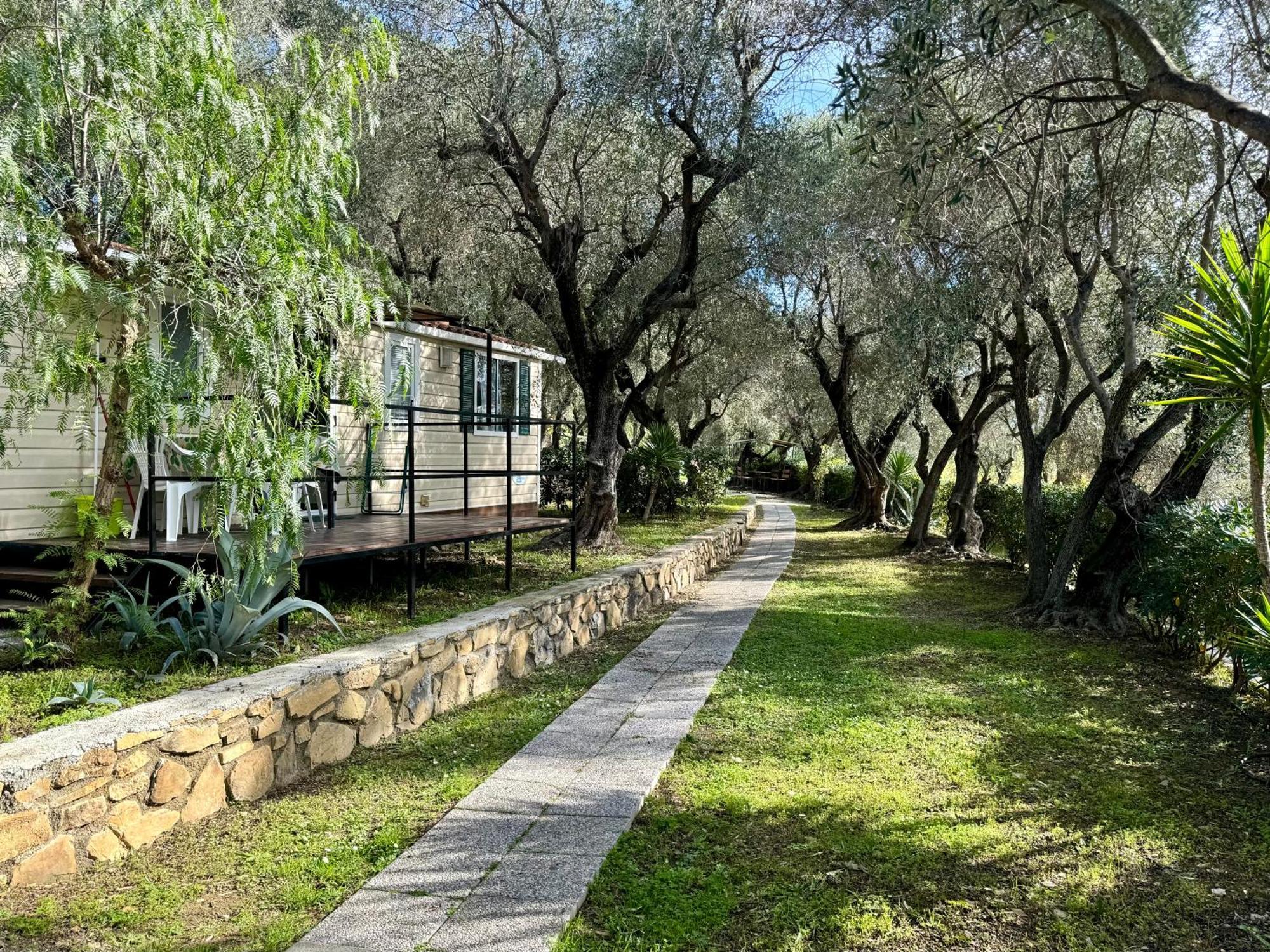 Campingplatz Camper Village Santo Stefano al Mare